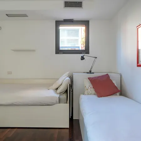 Red Lofty Milano- Loft Moderno Comodo Per Ippodromo, San Siro, Fiere E Politecnico, Parking Μιλάνο