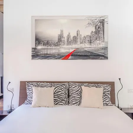 Red Lofty Milano- Loft Moderno Comodo Per Ippodromo, San Siro, Fiere E Politecnico, Parking Μιλάνο
