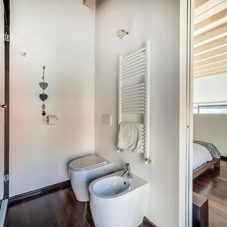 Red Lofty Milano- Loft Moderno Comodo Per Ippodromo, San Siro, Fiere E Politecnico, Parking Διαμέρισμα