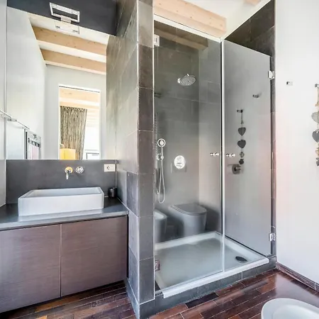 Red Lofty Milano- Loft Moderno Comodo Per Ippodromo, San Siro, Fiere E Politecnico, Parking * Milan