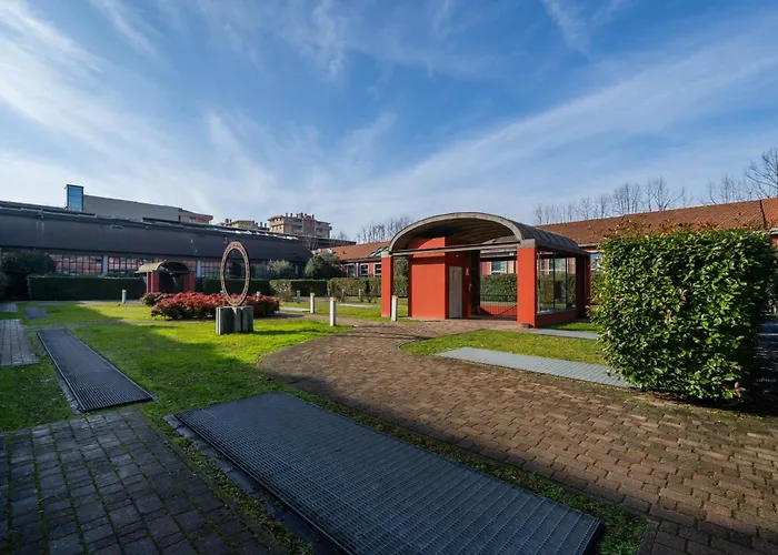 Apartment Red Lofty - Parcheggio Privato - 2 Fermate Da Rho Fiera, Mico E Bovisa *